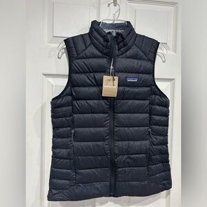Patagonia Women's M Medium Down Sweater Vest Puffer Puff Black NWT 800 Fill